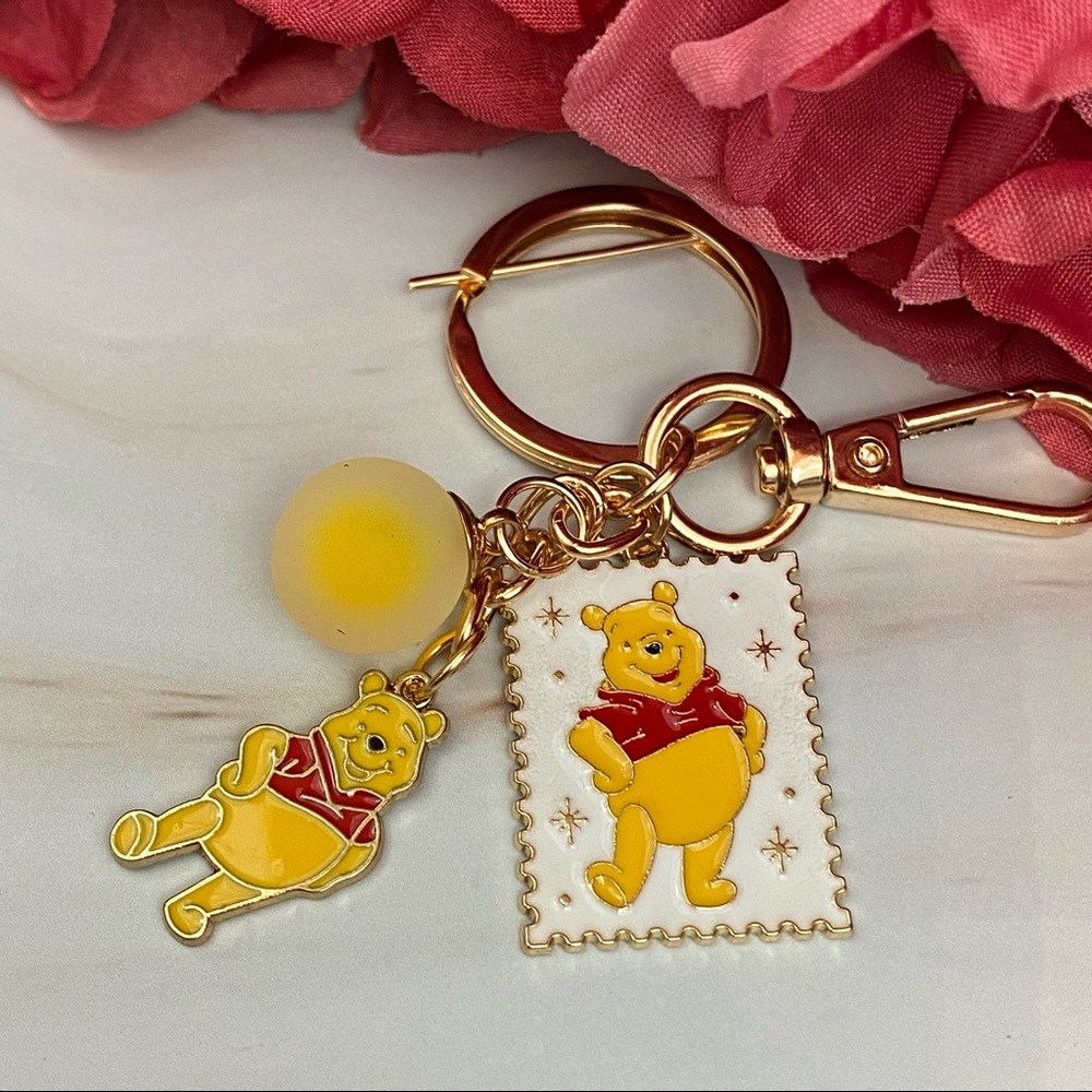 Winnie the Pooh and Piglet Keychain Charms - Picture 7 of 15